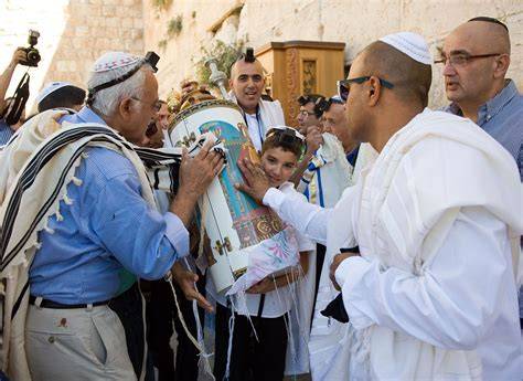A traditional Jewish cultural practice being observed in Belgrade.