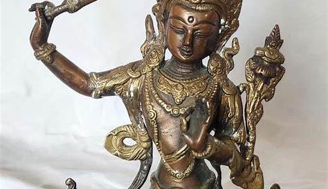 Understanding Wenshu Guangfa Tianzun: Significance and Attributes