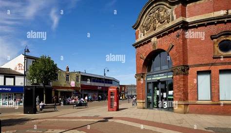 Discovering Ashton-under-Lyne: History and Attractions