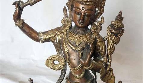 Understanding Wenshu Guangfa Tianzun: Significance and Attributes